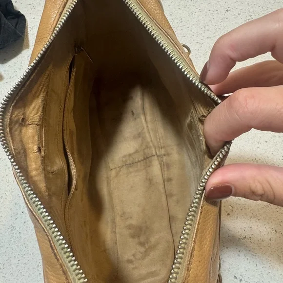 ✨ CHANEL Quilted Caviar Leather Shoulder Bag – Camel Beige – Made in Italy ✨ - Picture 16 of 16